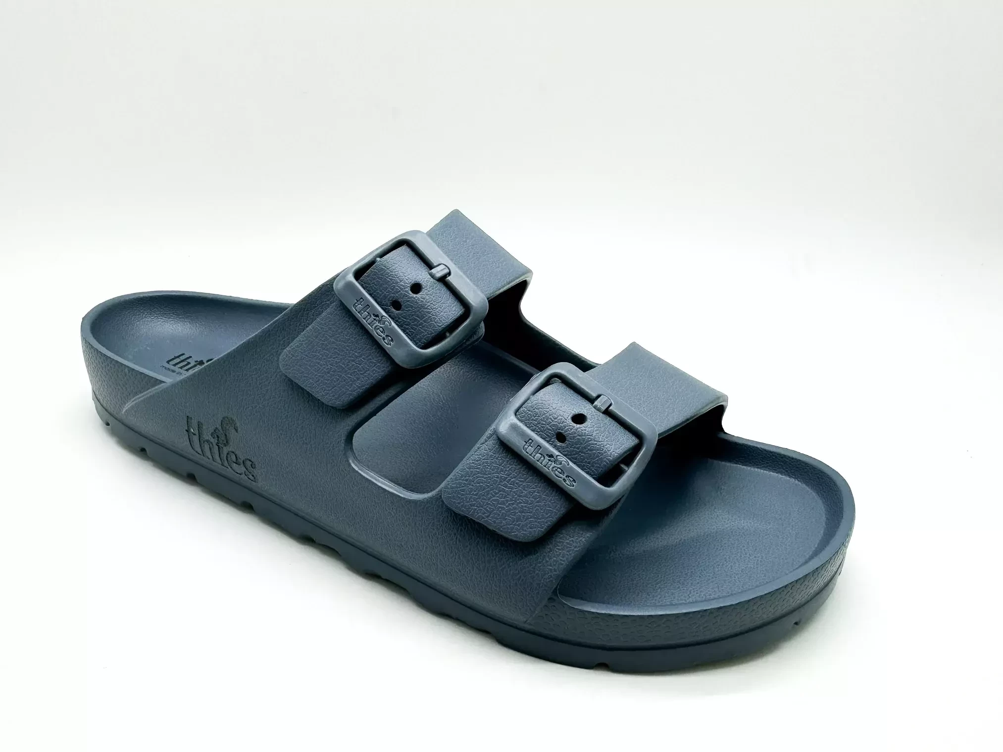 Ecofreundliche Sandalen aus Ecofoam von Thies 1856